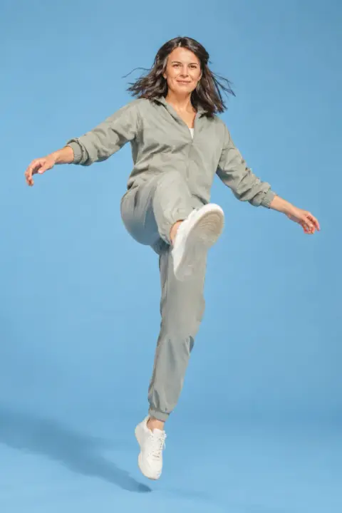 Jump shot example 3: the result (High kick · Sky blue · Sport set)